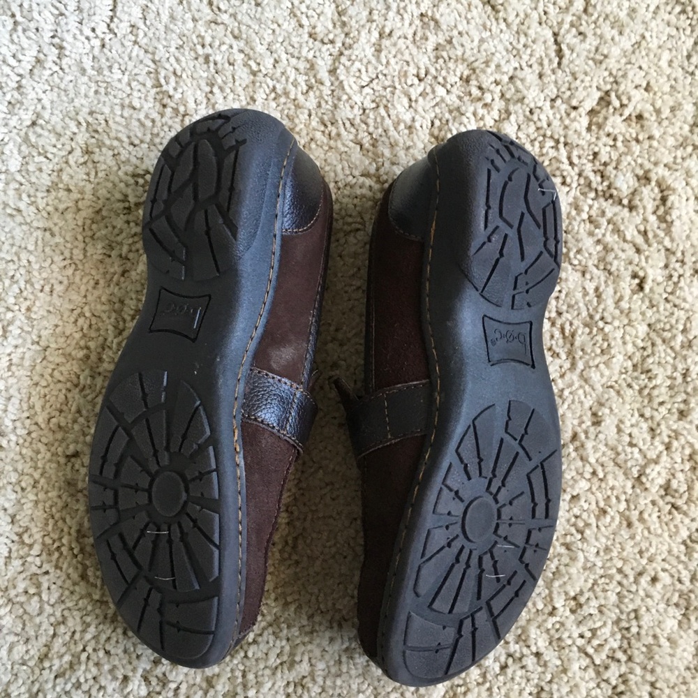 Shoes - Picture 2 of 2
